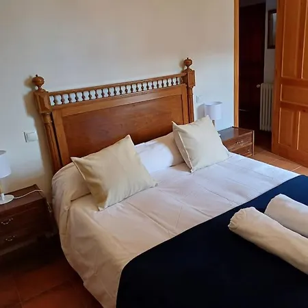 Casa Julian * Las Navas Del Marques