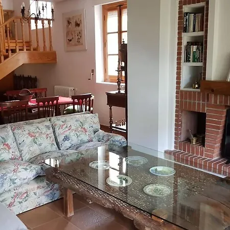 Casa Julian Dom wakacyjny Las Navas del Marqués