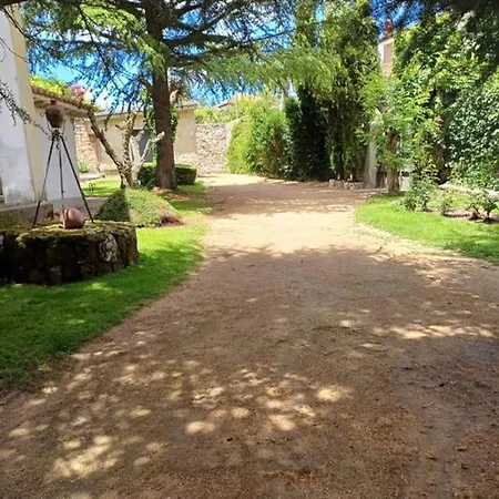 Casa Julian * Las Navas Del Marques